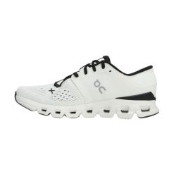 Buty do biegania damskie On Running Cloud X 4. Białe obuwie sportowe damskie On Running, z materiału, do biegania. Za 919.00 zł.