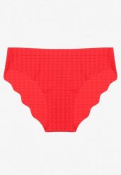 Czerwone Majtki Figi z Bezszwowym Wykończeniem Liliarira. Czerwone figi Born2be, bez wzorów. Za 4.99 zł.