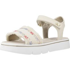 Sandały ASSO AG17203 Beżowy. Brązowe sandały damskie Asso, bez wzorów, z tkaniny, bez obcasa, bez zapięcia. Za 179.99 zł.