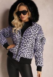 Fioletowa Pikowana Kurtka w Panterkę z Kapturem i Ozdobną Saszetką Sadeve. Fioletowe kurtki damskie Renee, z aplikacjami. Za 239.99 zł.