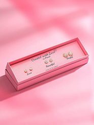 Created with Love 3-częściowy zestaw kolczyków-wkrętek "Light" z cyrkoniami rozmiar: onesize. Żółte kolczyki damskie Created with Love, z cyrkonią, z mosiądzu. Za 56.99 zł.