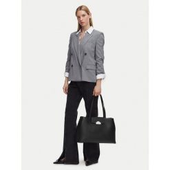 Torebka KARL LAGERFELD. Czarne torebki klasyczne damskie KARL LAGERFELD, bez dodatków. Za 849.99 zł.