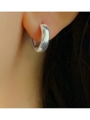 Les Petites Précieuses Srebrne kolczyki-kreole rozmiar: onesize. Szare kolczyki damskie Les Petites Précieuses, srebrne. Za 127.05 zł.