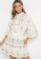 Biała Rozkloszowana Sukienka z Wiskozą Bawełną Haftami i Paskiem Galhiris. Białe sukienki damskie Born2be, bez wzorów, z bawełny, eleganckie, bez ramiączek. W wyprzedaży za 95.99 zł.