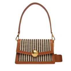 Torebka Lacoste. Torebki klasyczne damskie Lacoste, bez dodatków. Za 1,019.00 zł.