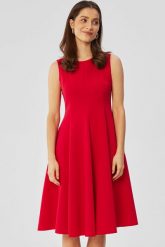 Elegancka rozkloszowana sukienka koktajlowa czerwona. Czerwone sukienki damskie Stylove, bez wzorów, eleganckie, bez ramiączek. Za 349.00 zł.