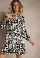 Czarna Rozkloszowana Sukienka z Wiskozy w Etniczny Print z Wiązaniem z Frędzlami Ravpio. Czarne sukienki damskie Renee, bez wzorów, z wiskozy, eleganckie, bez ramiączek. W wyprzedaży za 91.99 zł.