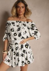 Biała Bluzka w Stylu Hiszpanki Ozdobiona Kwiatami Turisca. Białe bluzki damskie Renee, l, bez wzorów, eleganckie, bez kołnierzyka, bez ramiączek. Za 39.99 zł.