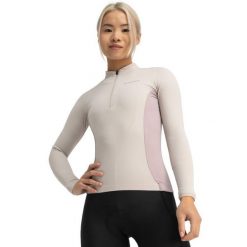 Damska koszulka rowerowa gravel z długim rękawem Kolarstwo Siroko GM3 Camino. Brązowe koszulki damskie SIROKO, l, bez wzorów, z materiału, bez kołnierzyka, bez ramiączek. W wyprzedaży za 210.00 zł.