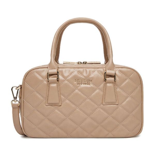 Torebka Nine West. Brązowe torebki klasyczne damskie Nine West, bez dodatków. Za 199.99 zł.