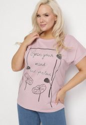 Jasnofioletowy Bawełniany T-shirt z Nadrukiem i Cyrkoniami Ertebis. Fioletowe t-shirty damskie Born2be, xl, bez wzorów, z bawełny, bez kołnierzyka. Za 39.99 zł.