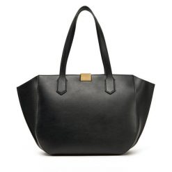 Torebka KARL LAGERFELD. Czarne kuferki damskie KARL LAGERFELD, bez wzorów, bez dodatków. Za 1,299.00 zł.