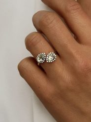 Les Petites Précieuses Pozłacany pierścionek z kwarcem i cyrkoniami rozmiar: 50. Żółte pierścionki damskie Les Petites Précieuses, z cyrkonią, pozłacane. Za 194.45 zł.