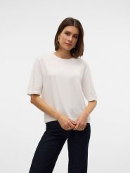 Vero Moda Sweter w kolorze kremowym rozmiar: S. Brązowe swetry klasyczne damskie Vero Moda, s, z materiału, bez kołnierzyka. Za 60.99 zł.