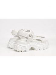 Replay Sandały w kolorze białym rozmiar: 38. Białe sandały damskie Replay, bez wzorów, z otwartym noskiem, bez obcasa, na koturnie, bez zapięcia. Za 173.99 zł.