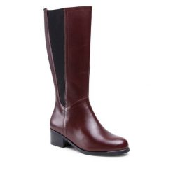 Kozaki Go Soft. Czerwone kozaki damskie GO SOFT, bez obcasa, na słupku, bez zapięcia. Za 209.99 zł.