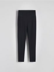 Legginsy z wiskozą - czarny. Czarne legginsy damskie Reserved, l, bez wzorów, z dzianiny. W wyprzedaży za 39.99 zł.