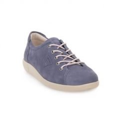 Buty do chodzenia damskie Ecco Soft 20 Misty Sambal. Niebieskie obuwie sportowe damskie ECCO, z gumy, bez zapięcia, trekkingowe. Za 626.00 zł.