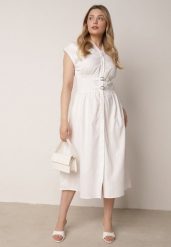 Biała Sukienka Koszulowa z Modelującym Przeszyciem ze Sprzączkami w Talii Puresa. Białe sukienki damskie Born2be, bez wzorów, biznesowe, bez ramiączek. Za 129.99 zł.
