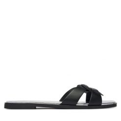 Klapki LOVE MOSCHINO. Czarne klapki damskie Love Moschino, bez wzorów, bez obcasa, bez zapięcia. Za 809.99 zł.