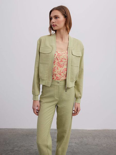 BGN Kurtka w kolorze jasnozielonym rozmiar: 38. Zielone kurtki damskie BGN, bez wzorów, bez kaptura. Za 78.66 zł.