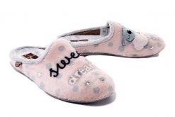 MANITU 320093-42 rosa, kapcie damskie. Czerwone kapcie damskie Manitu, z polaru. Za 199.90 zł.