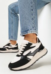 Czarne Sneakersy na Grubej Podeszwie z Wstawkami Ettalyn. Czarne obuwie sportowe damskie Born2be, bez zapięcia. Za 44.99 zł.