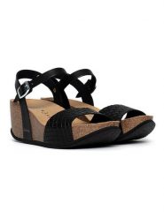 BACKSUN Sandały w kolorze czarnym na koturnie rozmiar: 37. Czarne sandały damskie Backsun, bez wzorów, z materiału, z otwartym noskiem, bez obcasa, na koturnie, bez zapięcia. Za 173.99 zł.