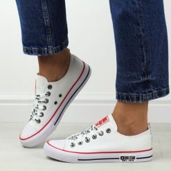 Białe tekstylne trampki damskie Big Star Kk274101. Białe trampki damskie Big Star, bez wzorów, z tkaniny, bez zapięcia. Za 123.80 zł.
