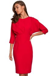 Sukienka elegancka ołówkowa z kimonowymi rękawami taliowana czerwona. Czerwone sukienki damskie Stylove, bez wzorów, biznesowe, bez ramiączek. Za 239.00 zł.