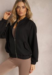 Czarna Bluza Typu Bomberka z Suwakiem i Kieszeniami na Klapki Pleoria. Czarne bluzy damskie Renee, plus size, bez wzorów, bez kaptura. Za 44.99 zł.