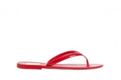 Japonki T&G Fashion 22-114 Red, Czerwony, Guma - 39. Czerwone klapki damskie TG, bez wzorów, z gumy, bez obcasa, bez zapięcia. W wyprzedaży za 17.10 zł.
