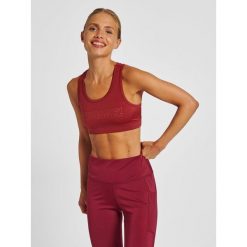Damski biustonosz sportowy Hummel Te Tola. Czerwone biustonosze sportowe damskie Hummel, bez wzorów, z dzianiny. Za 151.00 zł.