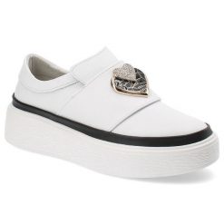 Białe Sneakersy Artiker Stylowe Wsuwane Obuwie Damskie. Białe obuwie sportowe casual damskie Artiker, z gumy. Za 199.00 zł.