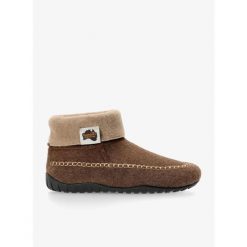 Kapcie Gumbies Thredbo Boots. Brązowe kapcie damskie Gumbies. Za 171.99 zł.