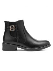 C'M Botki w kolorze czarnym rozmiar: 39. Czarne botki damskie C'M, bez obcasa, bez zapięcia. Za 171.68 zł.