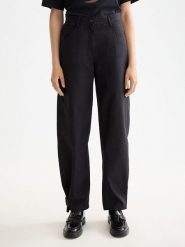 Scotch & Soda Spodnie w kolorze czarnym rozmiar: M/L32. Czarne spodnie materiałowe damskie Scotch & Soda, bez wzorów, z bawełny. Za 254.95 zł.