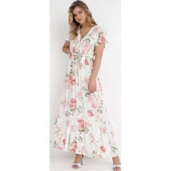 Biała Kopertowa Sukienka w Kwiatowy Wzór z Paskiem i Falbanką Thellippe. Białe sukienki damskie Born2be, bez wzorów, eleganckie, bez ramiączek. Za 149.99 zł.