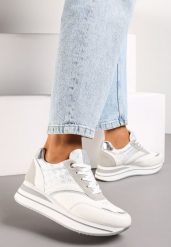 Białe Sneakersy na Platformie z Metaliczną Wstawką Kariel. Białe obuwie sportowe damskie Renee, bez zapięcia. Za 89.99 zł.