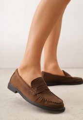 Ciemnobrązowe Mokasyny VICES z Wkładką ze Skóry Naturalnej i Przeszyciami Astanie. Brązowe mokasyny damskie Renee, na wiosnę, z jeansu, bez obcasa. Za 79.99 zł.