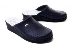 SANITAL FLEX 707/I blue, klapki profilaktyczne damskie. Niebieskie klapki damskie Sanital-Flex, bez wzorów, ze skóry, bez obcasa, bez zapięcia. Za 119.90 zł.