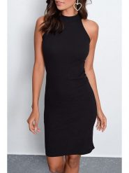Milan Kiss Sukienka w kolorze czarnym rozmiar: M. Czarne sukienki damskie Milan Kiss, bez wzorów, z wiskozy, bez ramiączek. Za 140.20 zł.