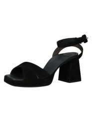 Paul Green Skórzane sandały w kolorze czarnym rozmiar: 38,5. Czarne sandały damskie Paul Green, bez wzorów, z otwartym noskiem, bez obcasa, na koturnie, bez zapięcia. Za 257.31 zł.