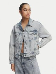 Guess Jeans Kurtka jeansowa W6GN56 D5M57 Niebieski Oversize. Niebieskie kurtki damskie Guess Jeans, m, z aplikacjami, z bawełny, bez kaptura. Za 519.00 zł.