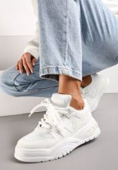Białe Sneakersy na Grubej Podeszwie z Szerokim Wiązaniem Iniestra. Białe obuwie sportowe damskie Renee, bez zapięcia. Za 99.99 zł.