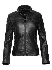 Bugatti Skórzana kurtka w kolorze czarnym rozmiar: 38. Czarne kurtki damskie Bugatti, bez wzorów, z materiału, bez kaptura. Za 739.99 zł.