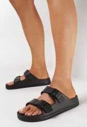 Czarne Klapki z Piankowego Materiału z Klamrami Lisena. Czarne klapki damskie Born2be, bez wzorów, bez obcasa, na płaskiej podeszwie, bez zapięcia. Za 39.99 zł.