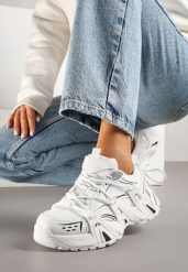 Białe Sneakersy na Platformie z Designerskim Sznurowaniem Julieve. Białe obuwie sportowe damskie Renee, z jeansu, bez zapięcia. Za 89.99 zł.