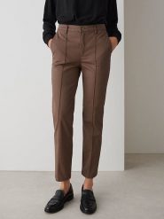OPUS Spodnie w kolorze brązowym rozmiar: 42/L28. Brązowe spodnie materiałowe damskie Opus, bez wzorów, z materiału. Za 207.88 zł.