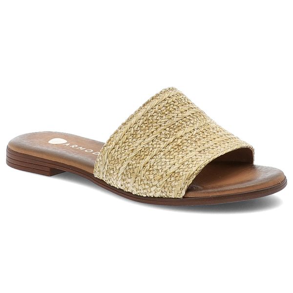 Złote Klapki Armodo Wygodne Obuwie Damskie Ze Słomkową Plecionką. Żółte klapki damskie Armodo, bez wzorów, bez obcasa, bez zapięcia. Za 209.00 zł.